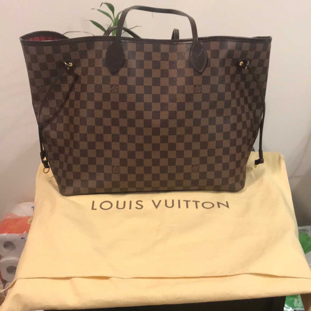 LV Neverfull Damier GM - Authentic and Rarely used